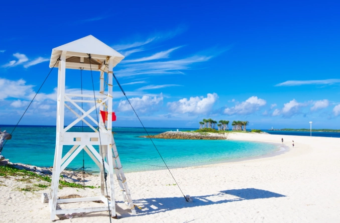 Emerald Beach Okinawa swimming