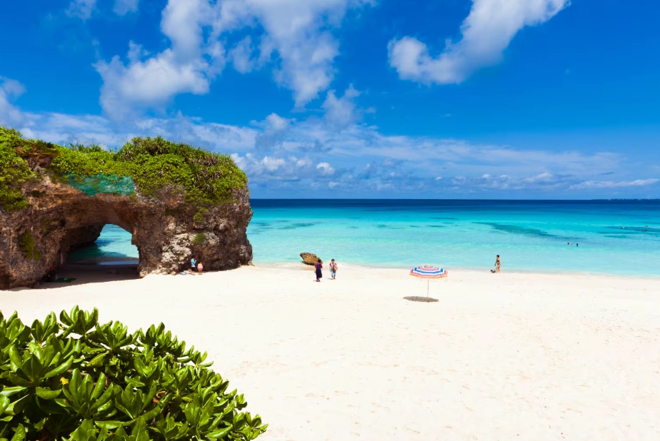 Okinawa beach water temperature