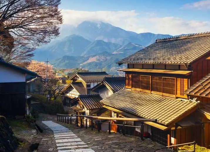 Japan winter travel less crowded Japan winter travel less crowded