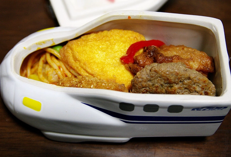 Japanese train food