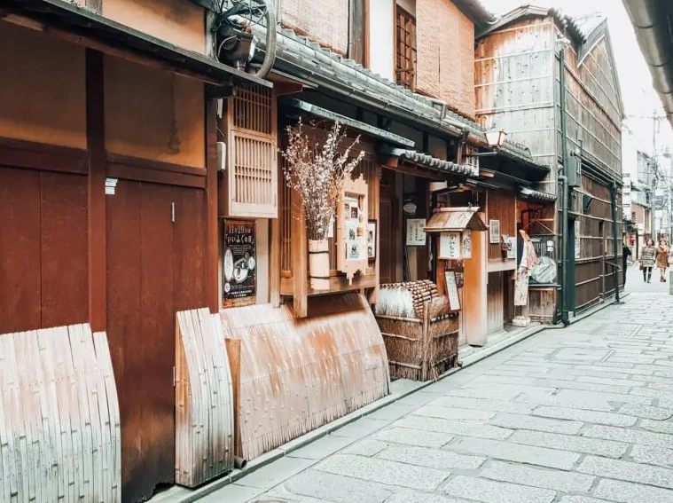 Kyoto travel safety for women Kyoto travel safety for women