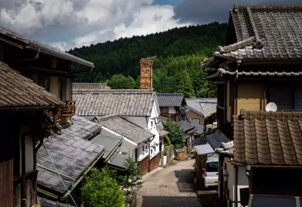 pottery village tour Japan