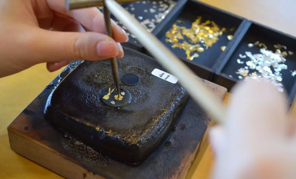 Japanese handicrafts shopping