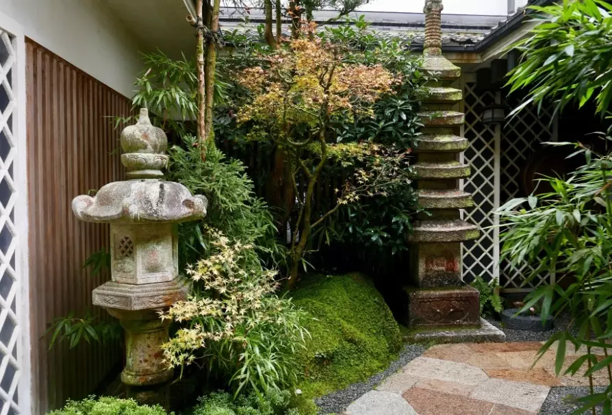 Japanese garden ideas for small spaces