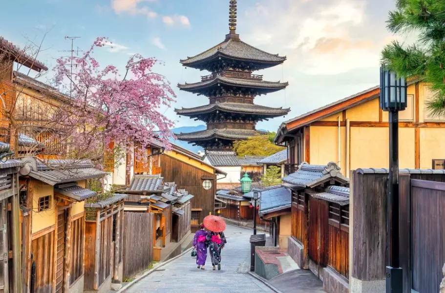 best time to visit Japan